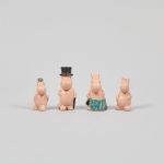 1040 3044 FIGURINES